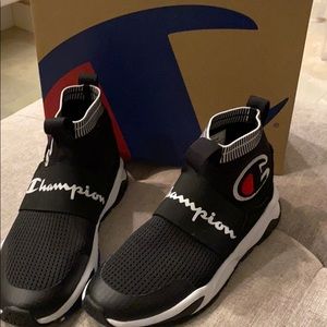 Boys Champion Speed Sneaker 6Y great condition